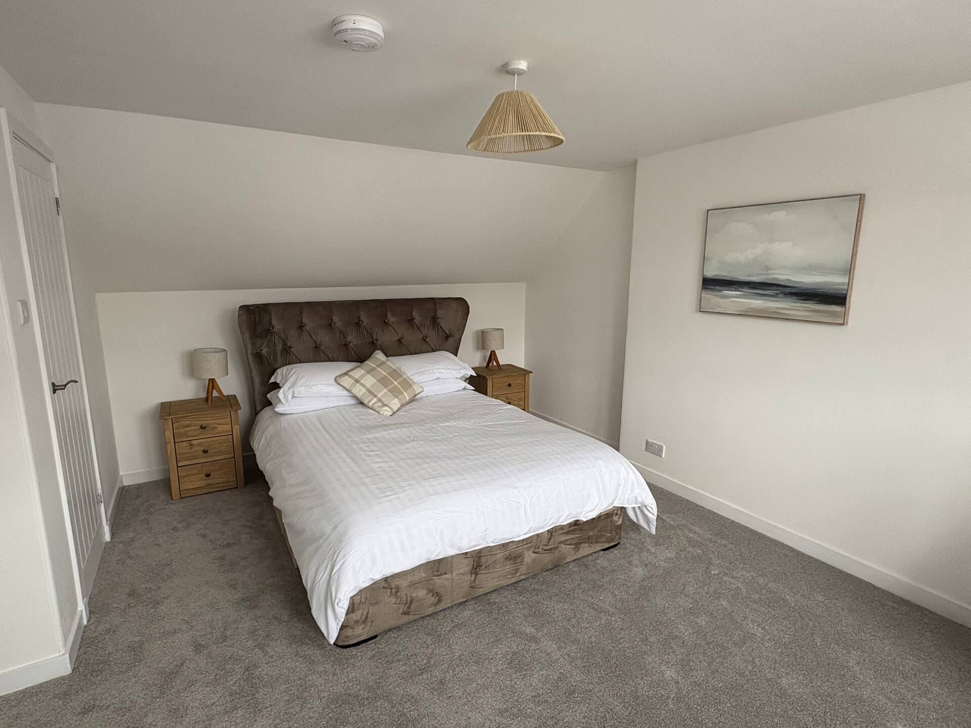 Modern 3-Bedroom, central Kirkcudbright