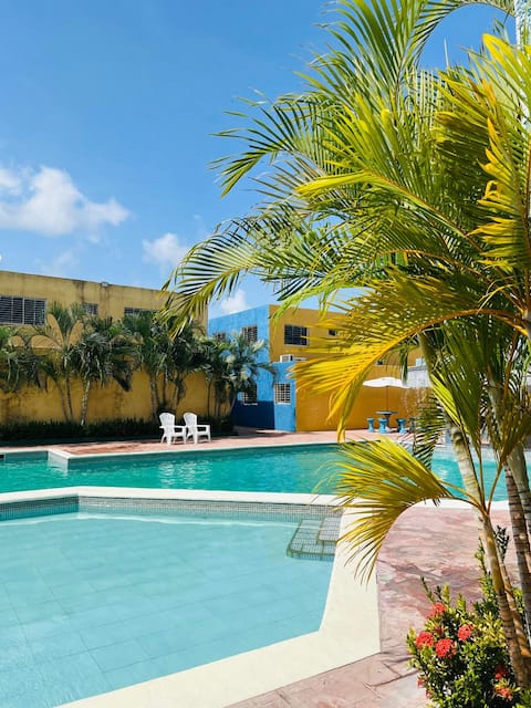 Vacation Apartment, Flamingo City, Falcon.