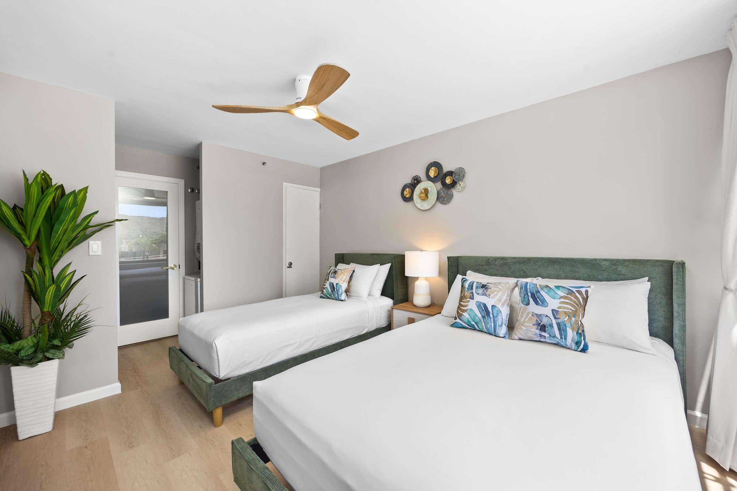 Condo in Honolulu · ★4.53 · 1 bedroom · 3 beds · 1 private bath - Image 22