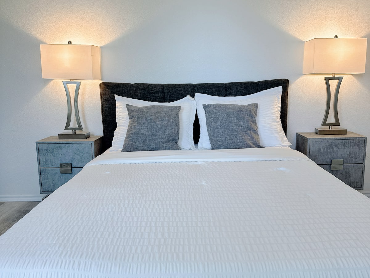 Bright Grey Room — North Austin · Tech Corridor — Masaya Hospitality