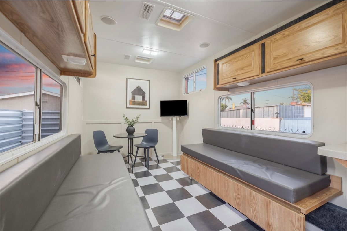 მისაღები ოთახი