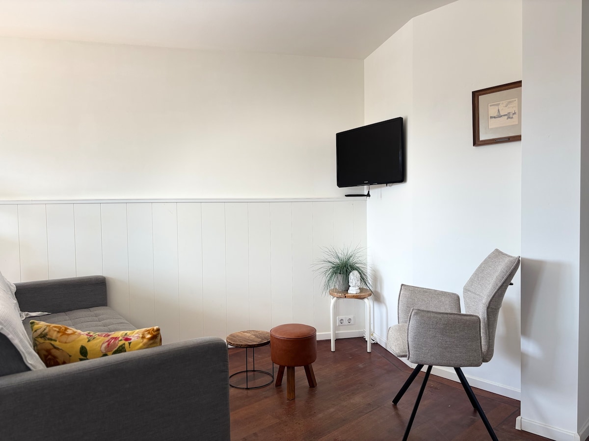 Top Airbnb: Salty air in Zuid I En Ii