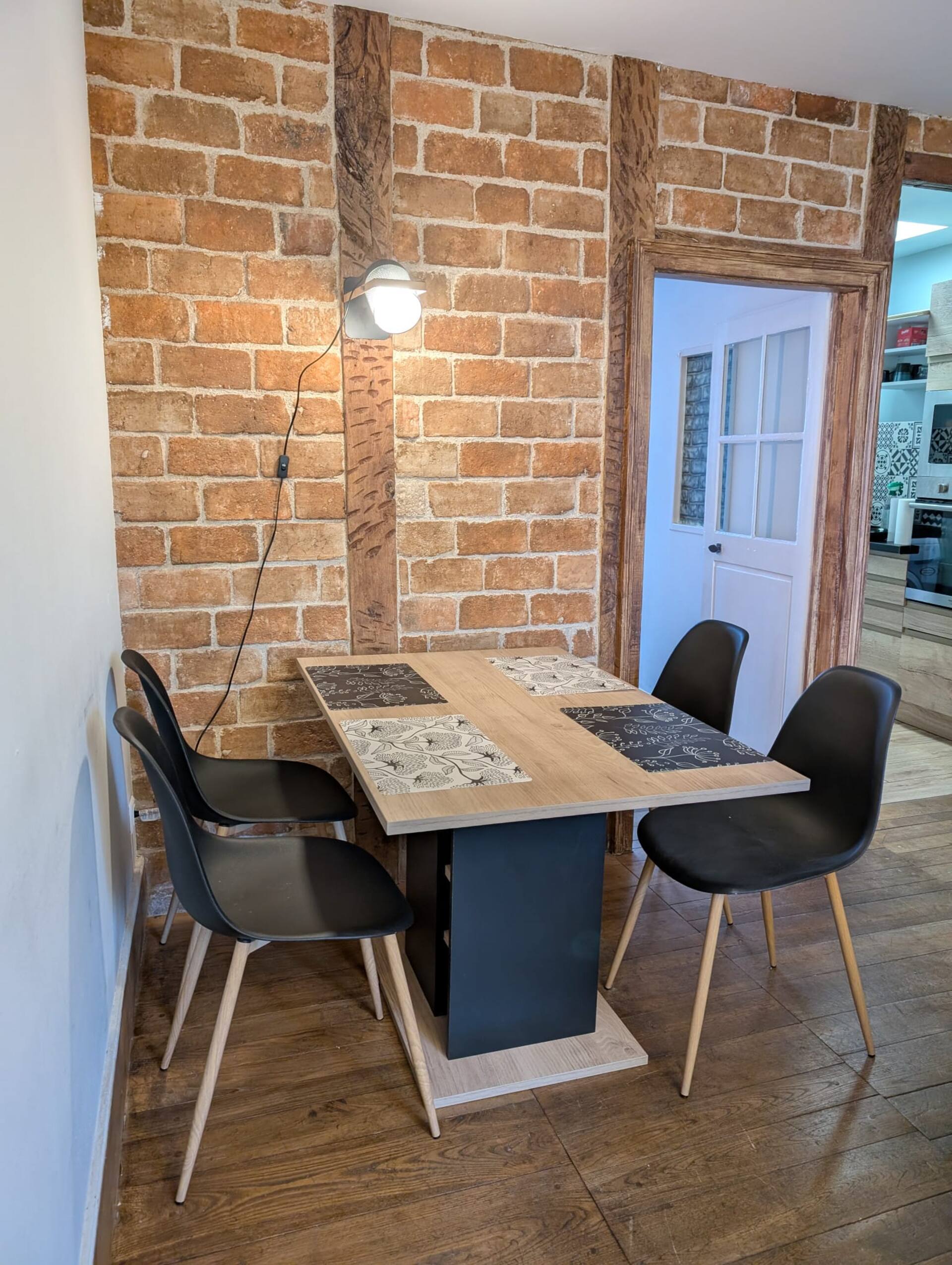 L'appart — salon lumineux