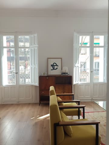 Piso reformado de Lujo en Almagro