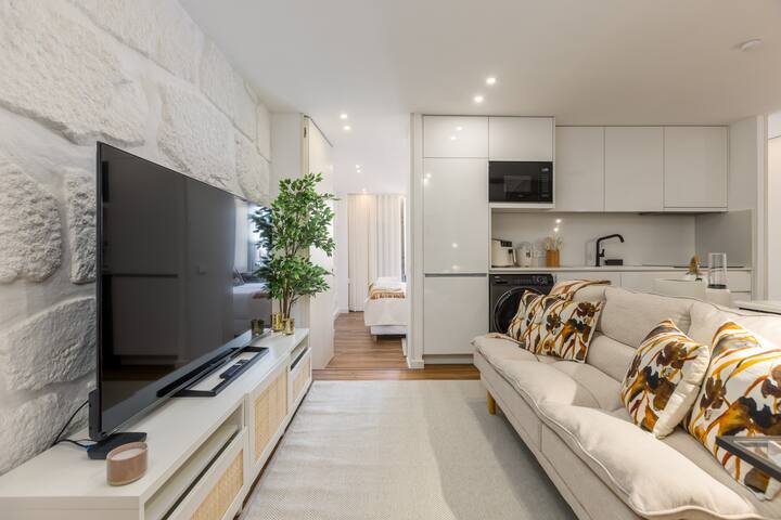 OPO Ribeira II – 2 Bedroom Apt gallery image 2