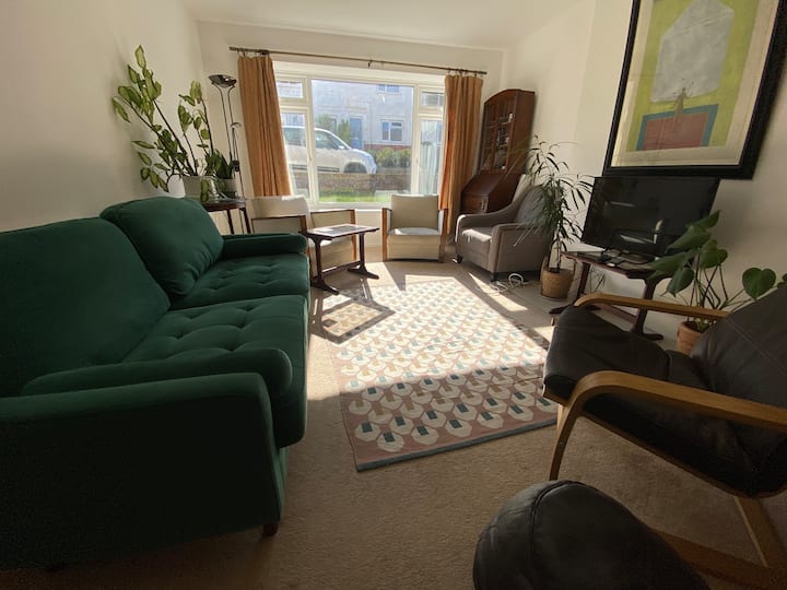 Spacious Flat, 2 Double Bedroom Self Catering - Brighton and Hove