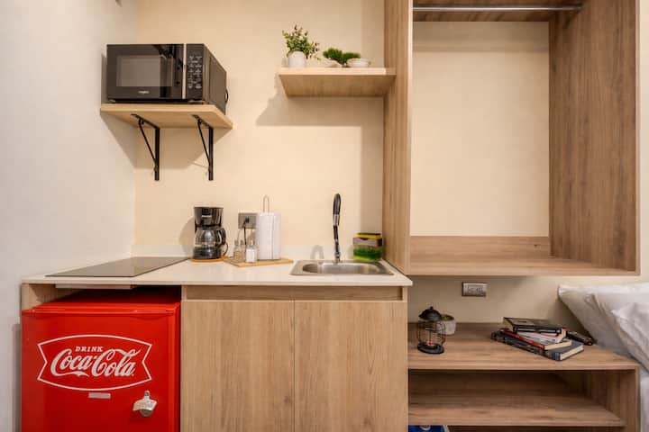 Quiet Studio · Free Parking · Food District - Medellín