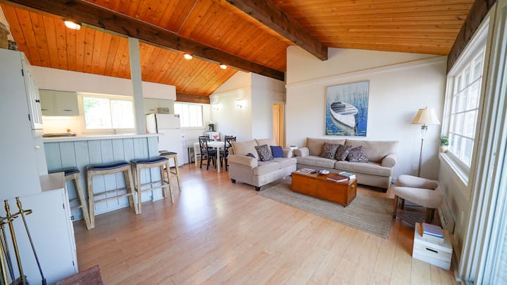 Cozy Lakeside Cottage On 3 Mile Lake W/ Wifi - Huntsville