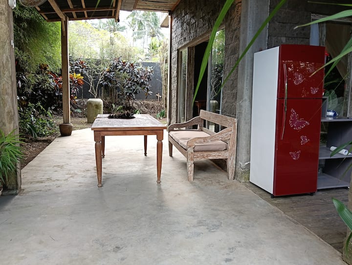 Apartment With Huge Bathroom 7 Menit From Ubud - Ubud