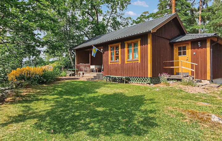 1 Bedroom Stunning Home In Gamleby - Gamleby