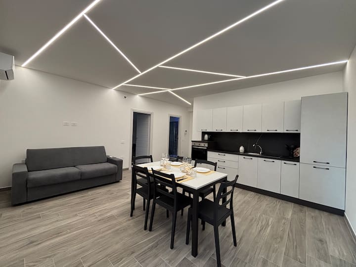 New Charm Central Apparment - Calabria