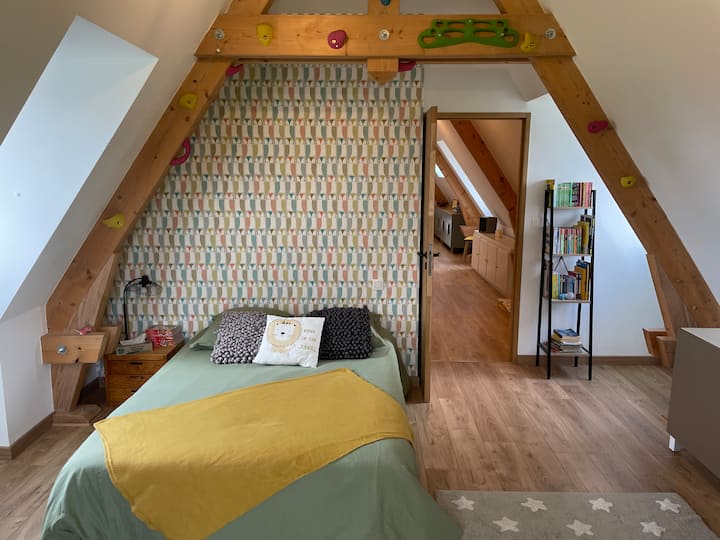 საძინებელი 1