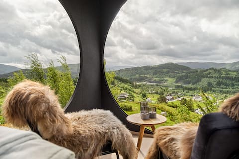 Top Airbnb: Hotel bed comfort in the middle of nature - Birdbox Bergen in Åsane