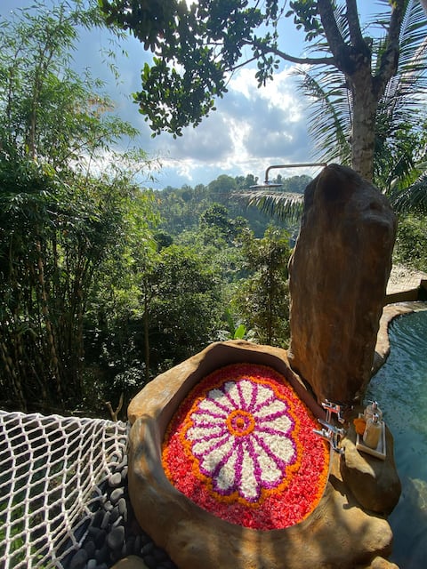 #new Bamboo house/private pool