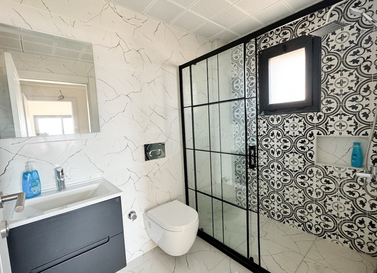 Foça Taş Villa - Terapi Jakuzili