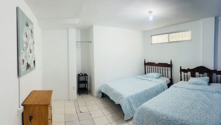 غرفة النوم 1