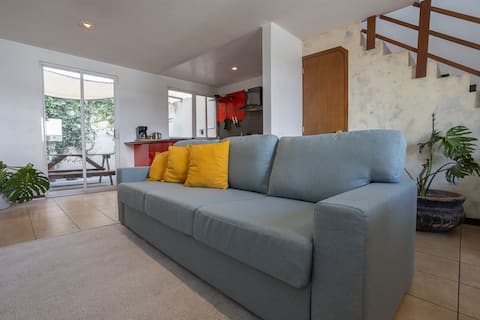 Groups & Families, Modern & Spacious · 6 pax