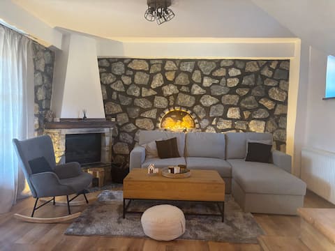 Successful Airbnb property: Petra Vytina in Δήμος Γορτυνίας