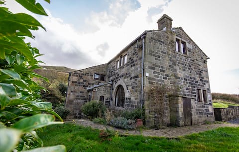 Hot tub Cottage, stunning views