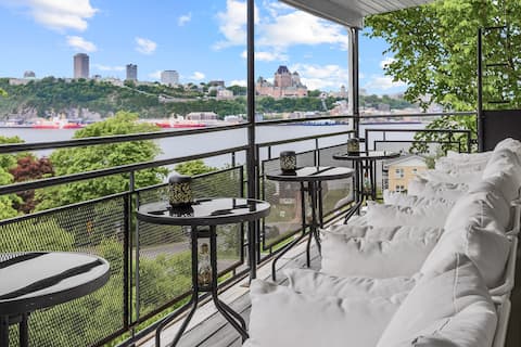 View of Château Frontenac Balcons 6 bedrooms