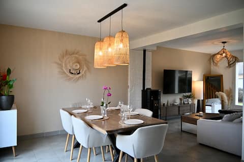 House 8 people · Garden · Parking · 8 min 24H circuit