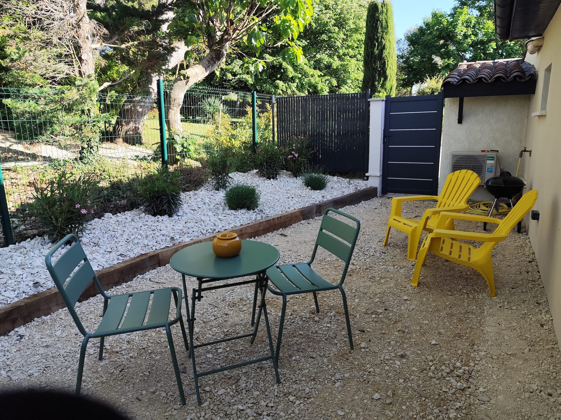Beautiful new apartment near the A7 Montélimar South
