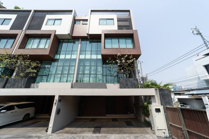 Luxury house/ pool/Thonglor gallery image 2