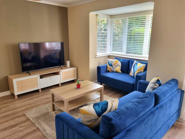 Modern House In The Cotswolds - Stow-on-the-Wold