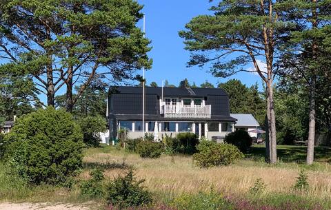 Cozy home in Tofta with WiFi