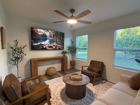 Successful Airbnb property: Land & Sea Retreat (Land Unit) in Foley