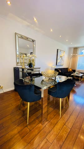 Stylish Victorian home with free parking