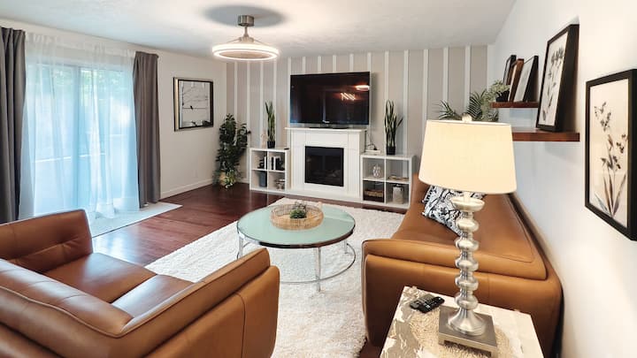 Close To Sait & Downtown | Cozy Urban Retreat - Canada