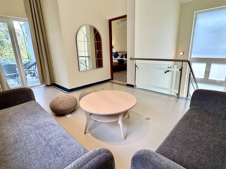 Living room 2 image 3