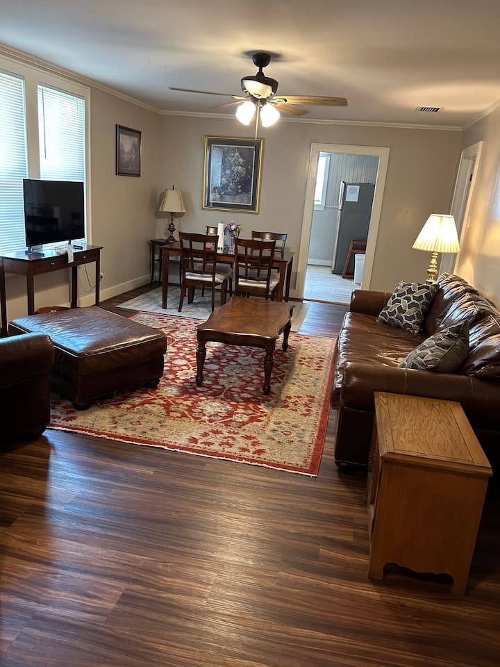 House at N. Trenton & Huey, 3 bedrooms & 3 Qbeds