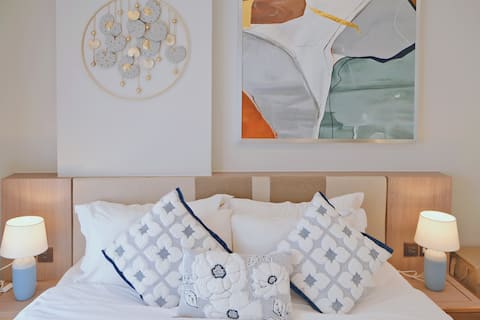 Astra Sky River/Soft bed/High floor/2BR