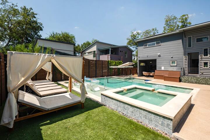 Modern Austin Home | Pool | Spa | 7 Beds | Near DT gallery image 3