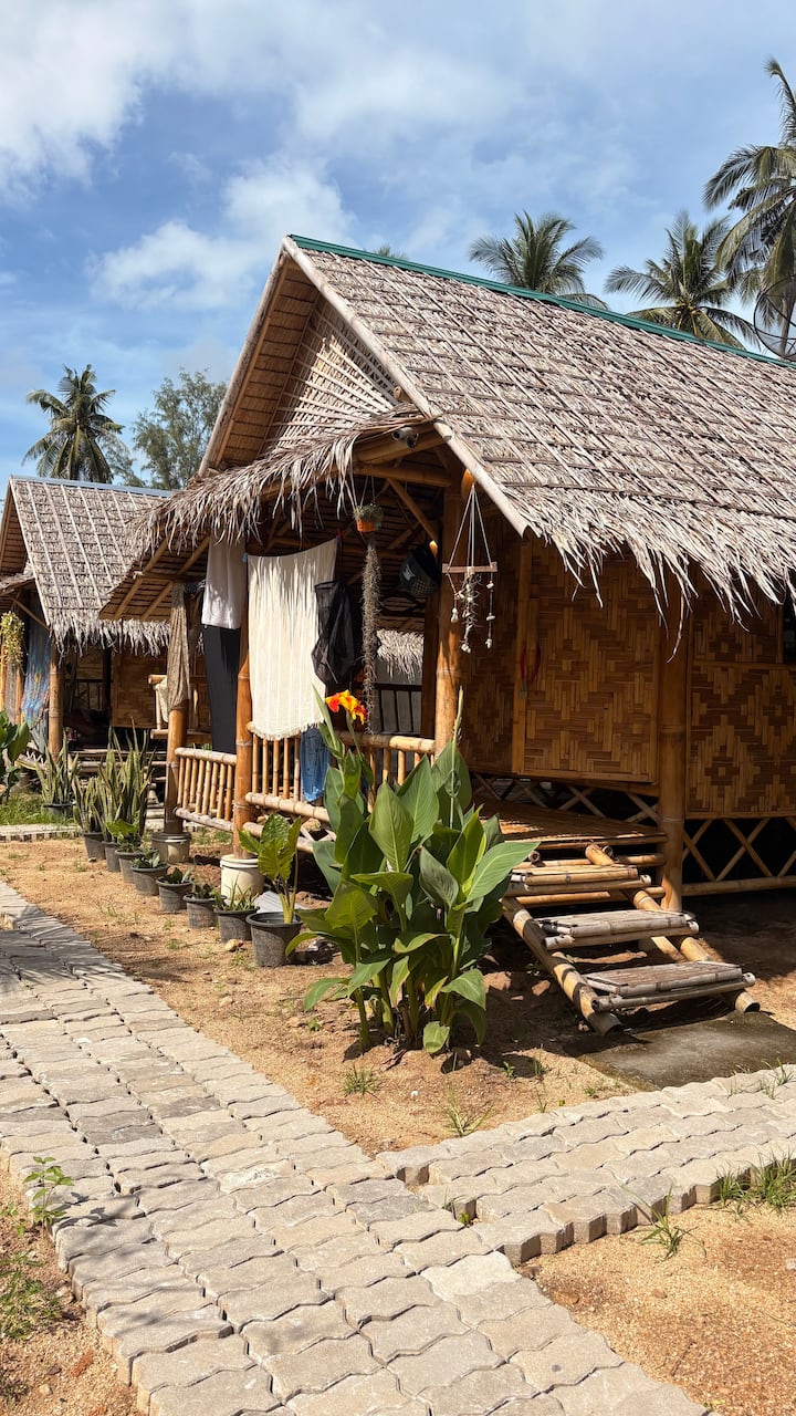 Chaloklum Natural And Cozy Bamboo House - Ko Pha Ngan