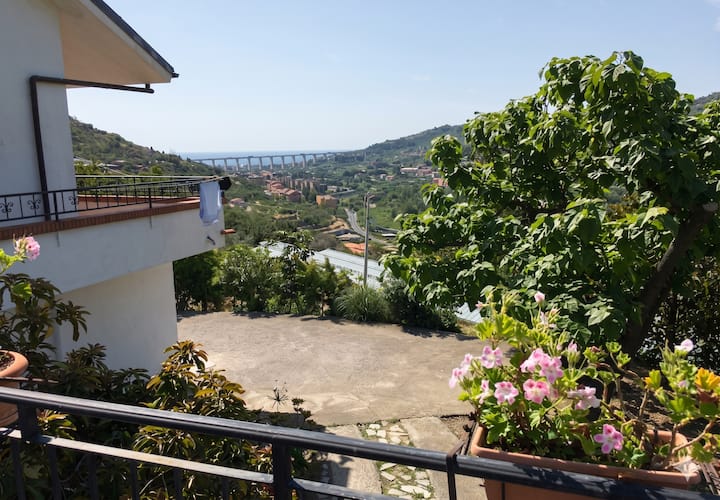 Bellissima Casa Tra Gli Ulivi A 4 Km Dal Mare - Imperia