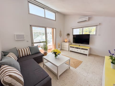 Anuncio de Airbnb popular: Sky&Sea Rooftop Apartment en Benalmádena