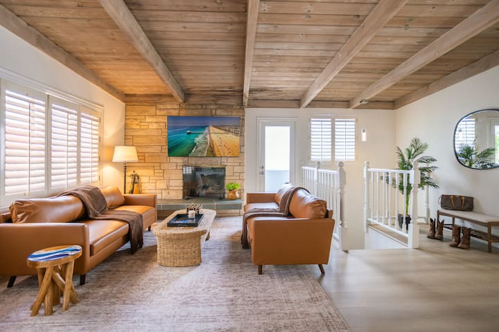 Spacious & Renovated 3-bedroom Beach Rental - Hermosa Beach