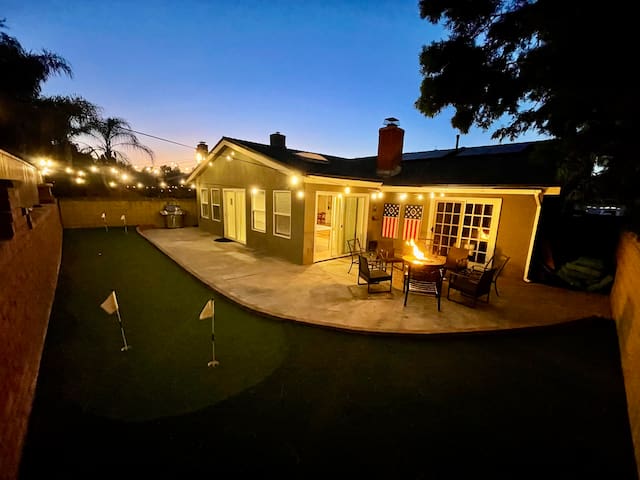 CA4. (House) Family Oasis: Golf, Fire Pit & Games