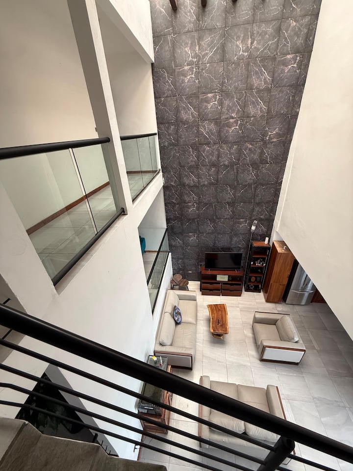 Casa Moderna Con Doble Altura, Terraza, Cocheras - Xalapa