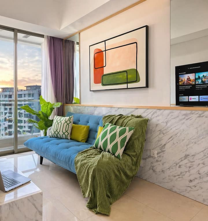 Alona Sanliving • 2br • Mall Access • Pool View - West Jakarta