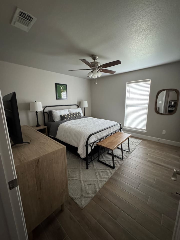 غرفة النوم 2