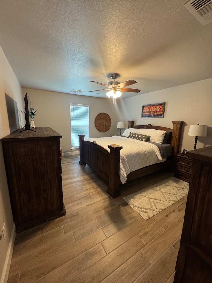 غرفة النوم 1