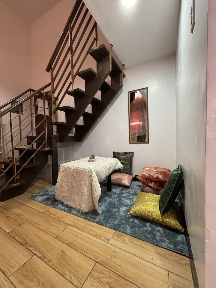 Airbnb Kazoku Loft Type Unit Parking Netflix Wifi - Olongapo