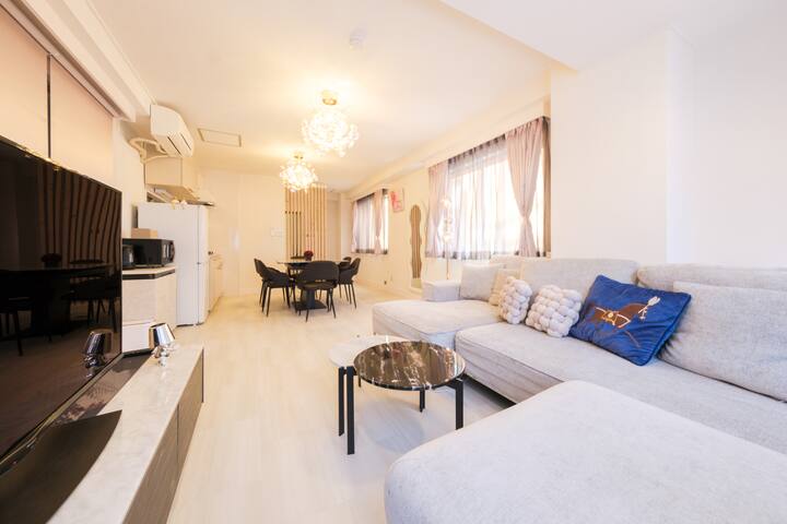 どこへにも電車直通｜ベット7台 新橋徒歩7分 11名まで gallery image 3