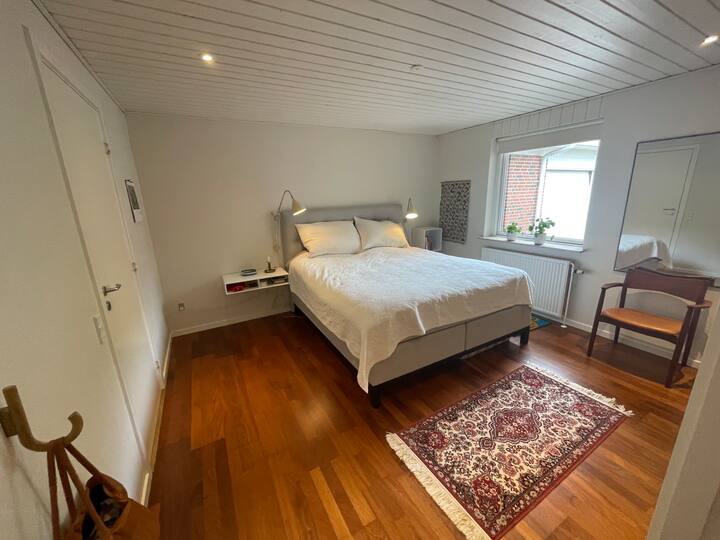 غرفة النوم 1