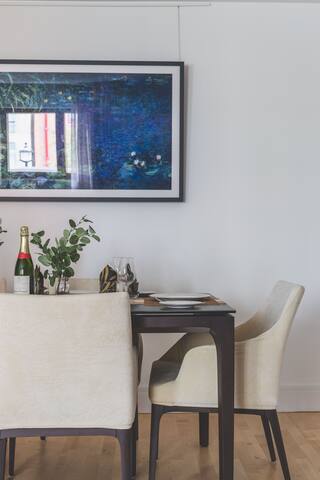 3 Bedroom Luxury Apt Westminster AC & Elevators gallery image 5