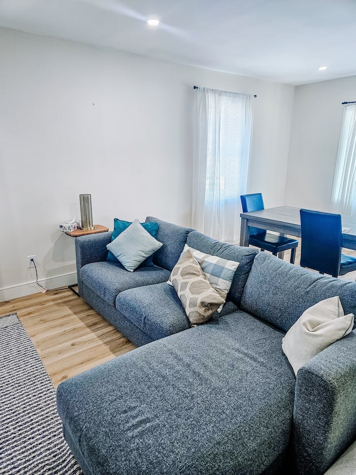 Spacious 4-bedroom Home In The Heart Of Orillia - Orillia